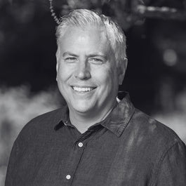 Headshot of Dale Gelinas